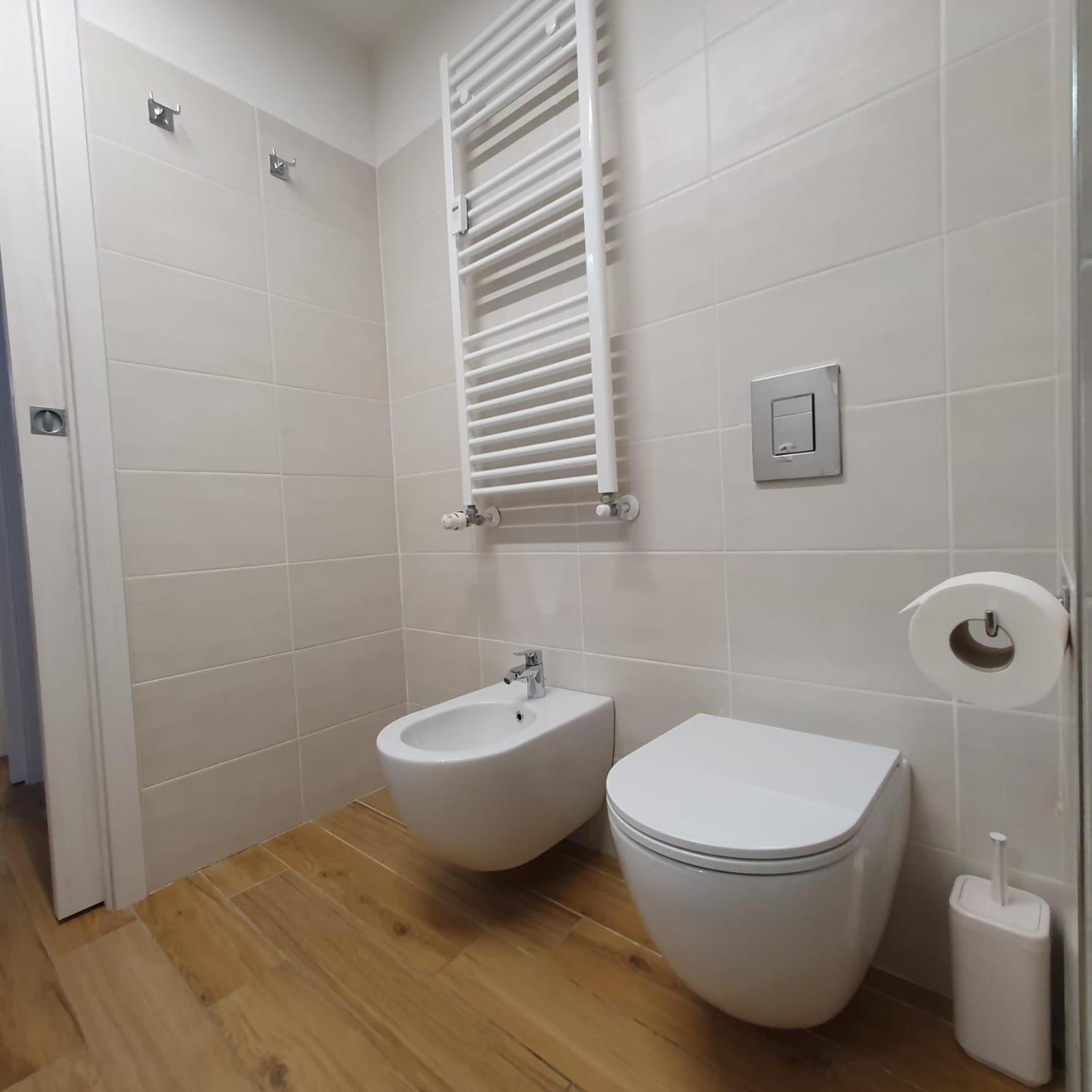 Bnbutler - Grasselli, 8 - Comfy And Newly Renovated Apartment Milano Ngoại thất bức ảnh